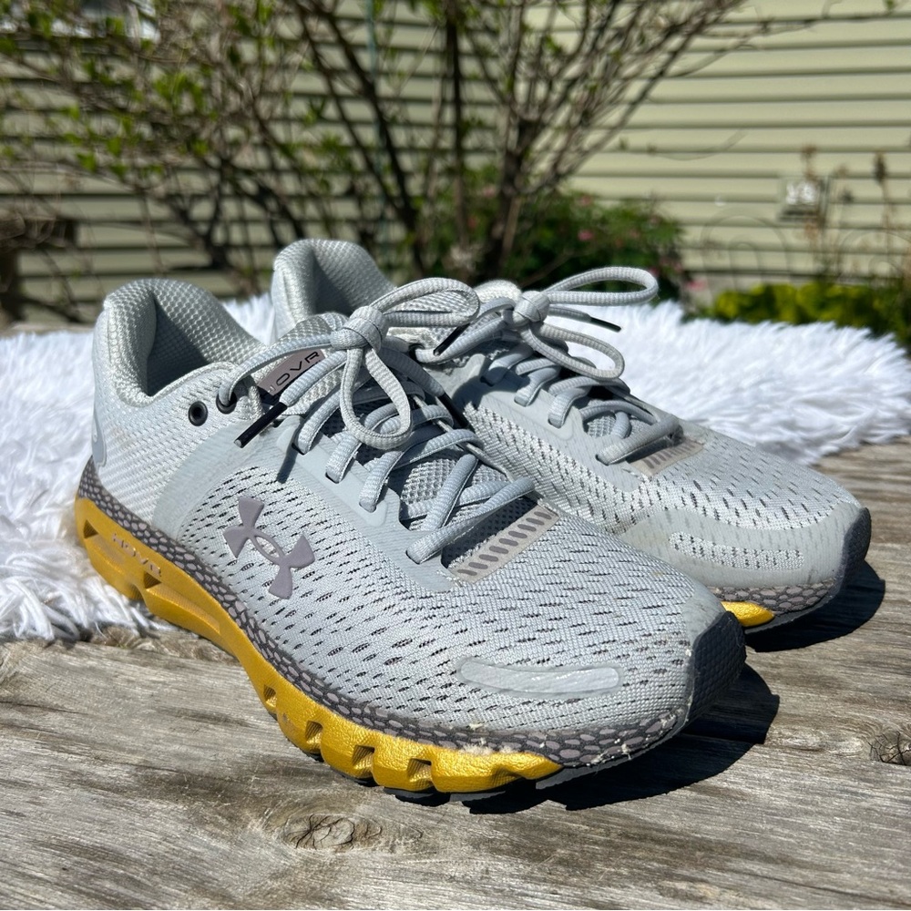Under Armour UA HOVR Infinite 2 Running Shoes Gray, Purple, Gold Women’s Size 9